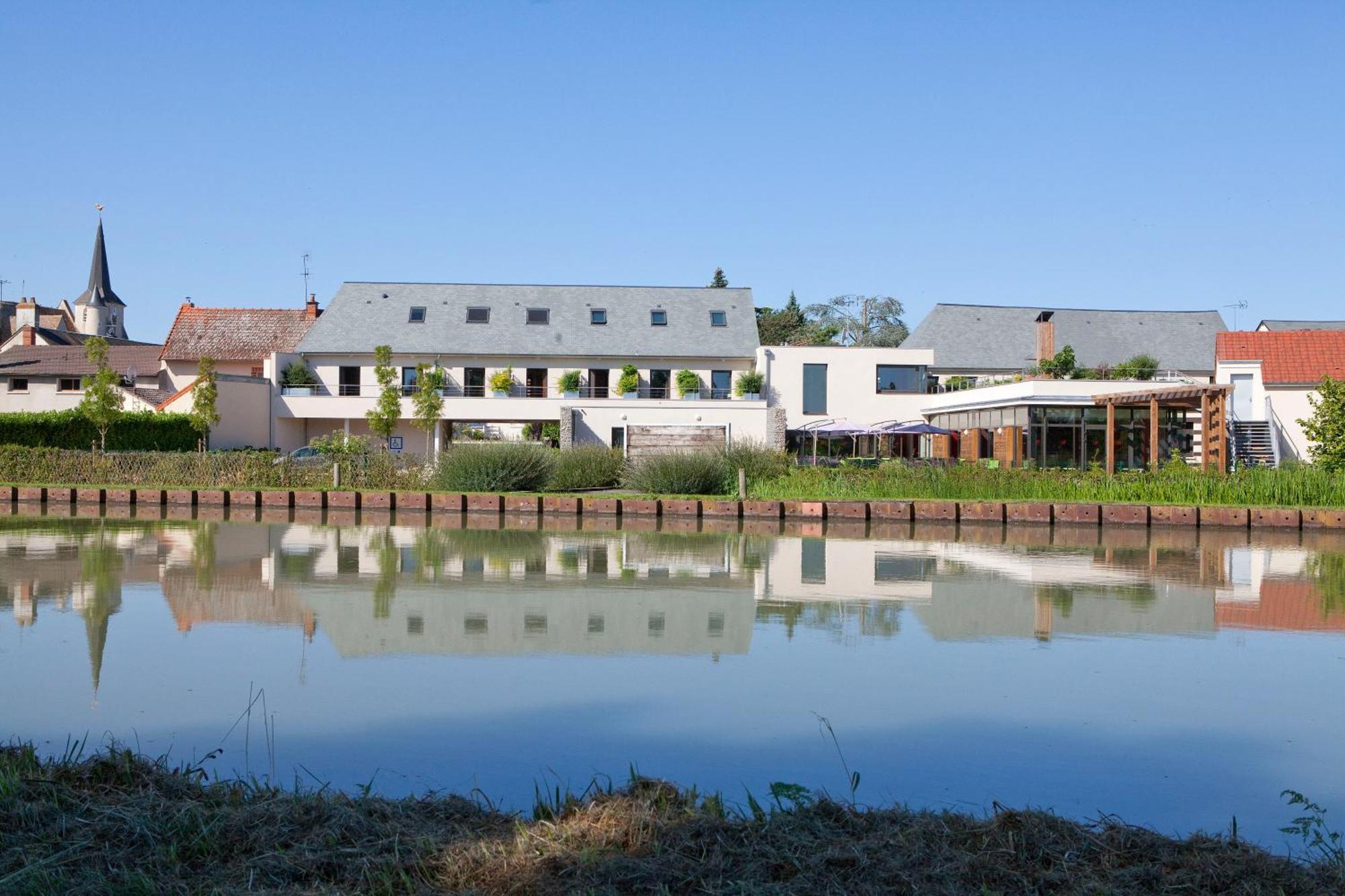 Logis Hotel Terre De Loire Belleville-sur-Loire Buitenkant foto