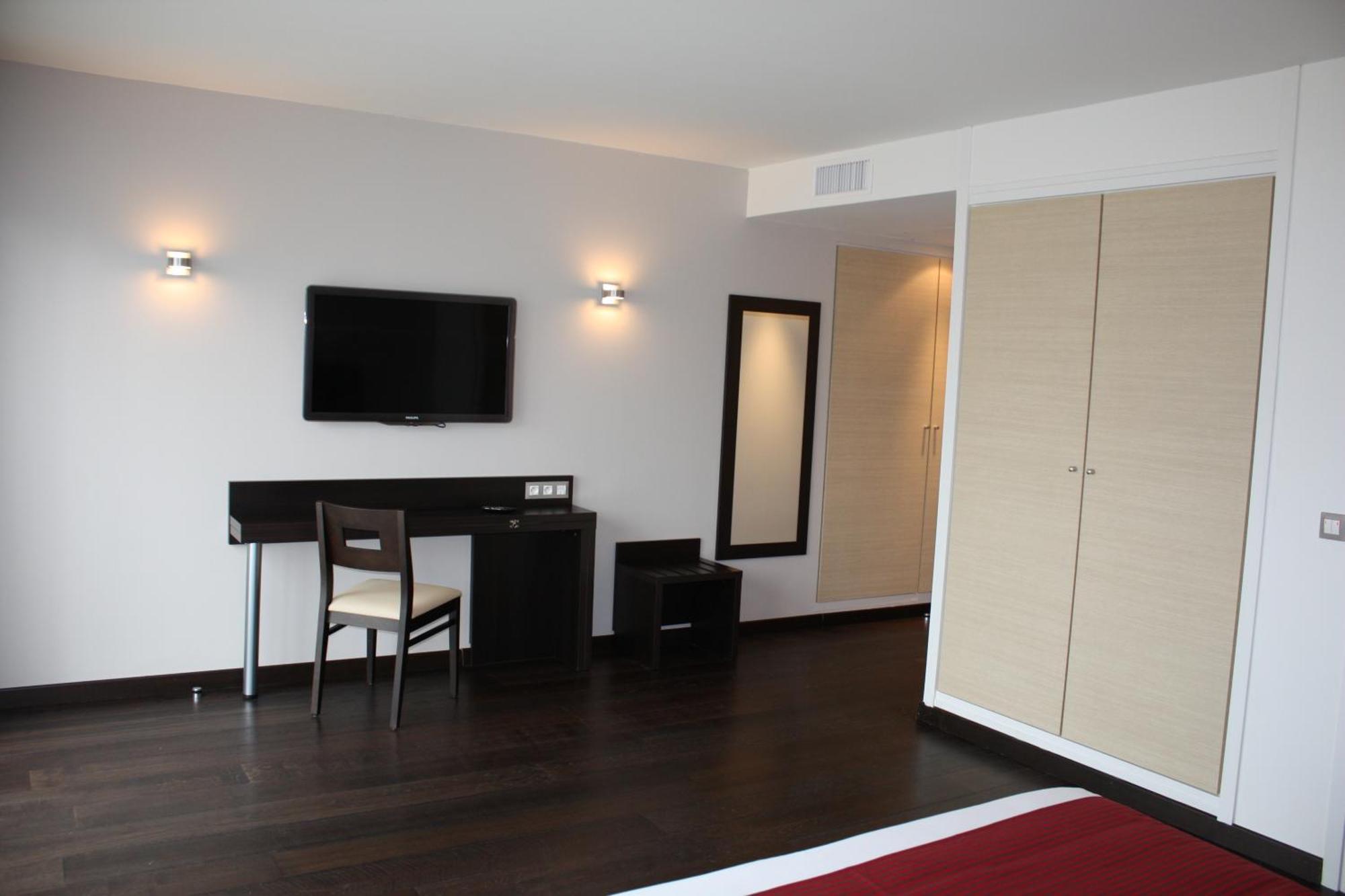 Logis Hotel Terre De Loire Belleville-sur-Loire Buitenkant foto