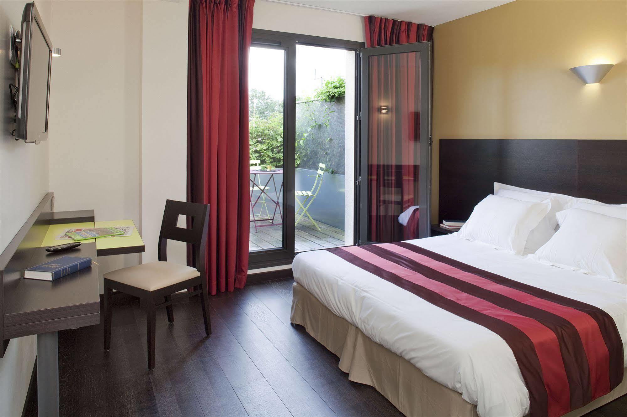 Logis Hotel Terre De Loire Belleville-sur-Loire Buitenkant foto